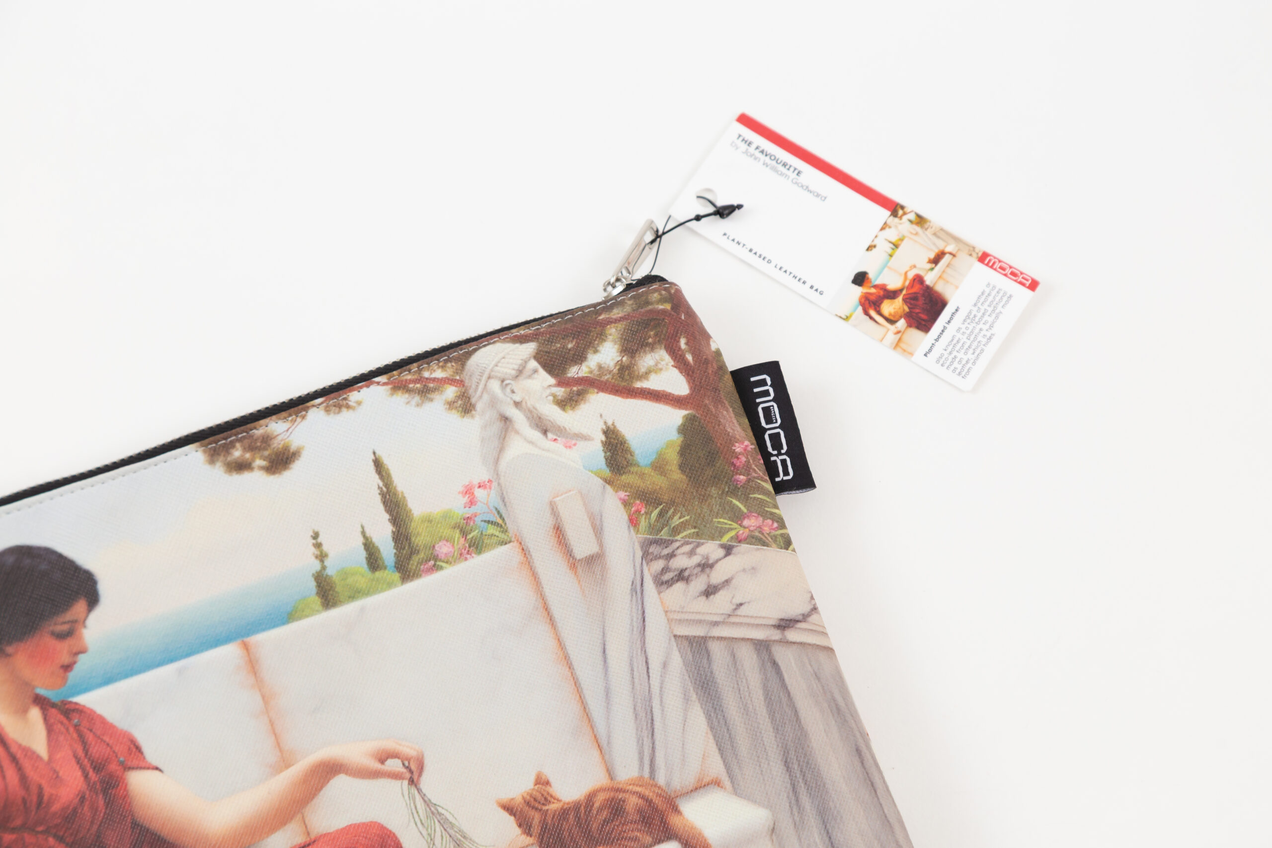 กระเป๋าหนัง vegan clutch ลาย The Favourite