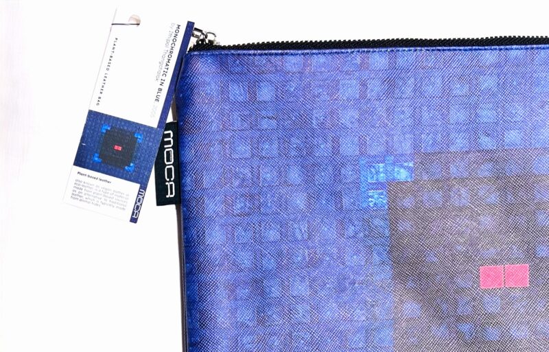 “ Monochromatic in blue , 2005 " vegan clutch